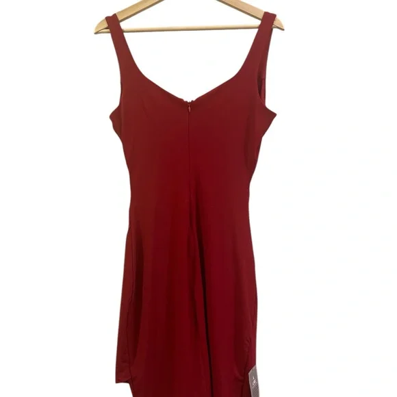 Red Ruched Bodycon Dress (S/P) - Picture 2 of 9
